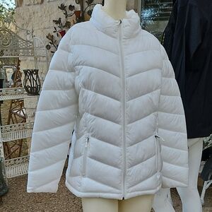 Gorgeous Soft Comfy CHARTER CLUB Puffy Quilted Jacket Pure White Removable Hood